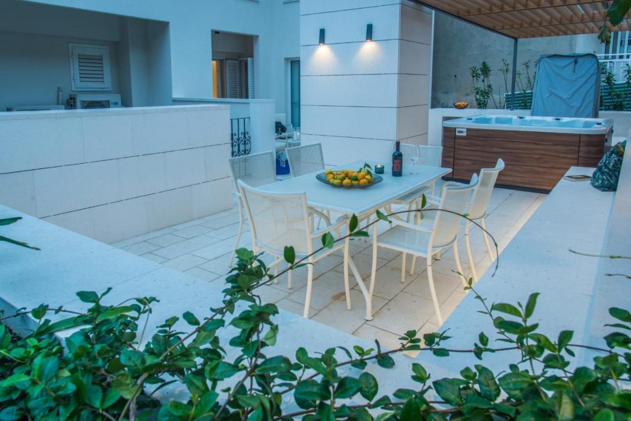 Apartments Villa Medic Brela Luaran gambar
