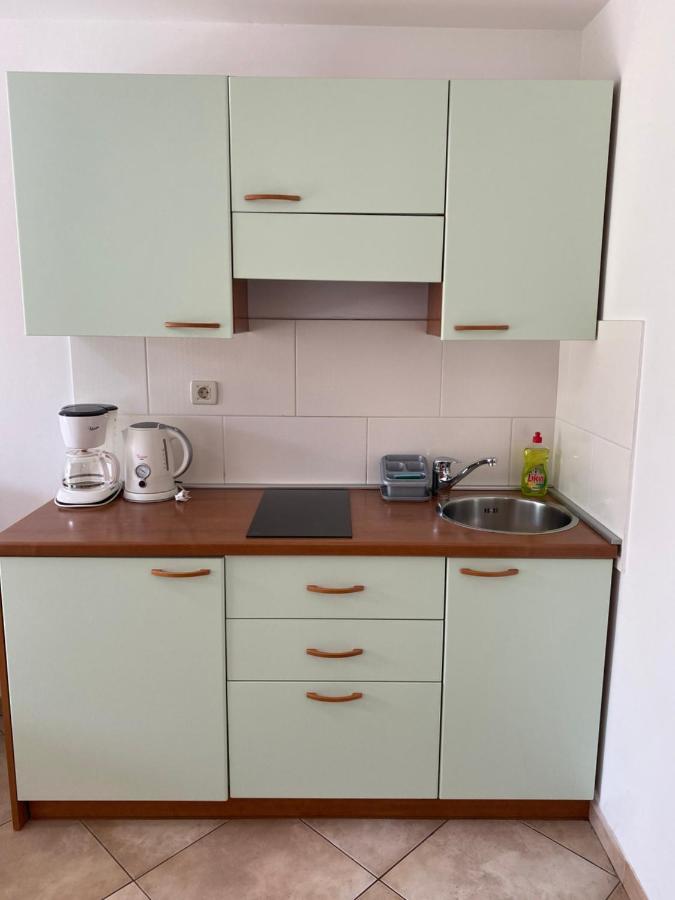 Apartments Villa Medic Brela Luaran gambar