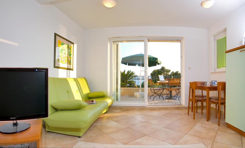 Apartments Villa Medic Brela Luaran gambar